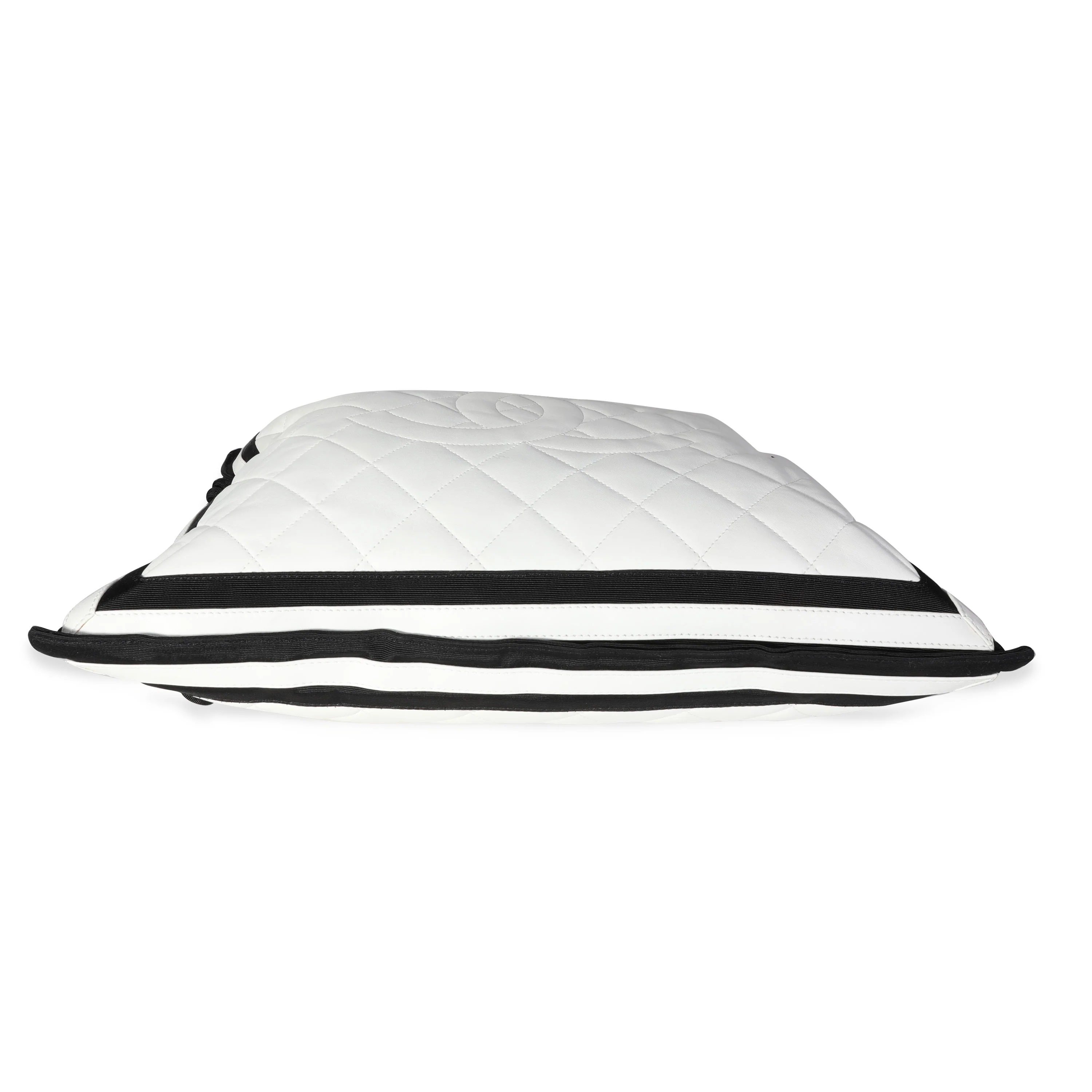 Chanel White Quilted Lambskin & Black Grosgrain CC Drawstring Tote - Image 4