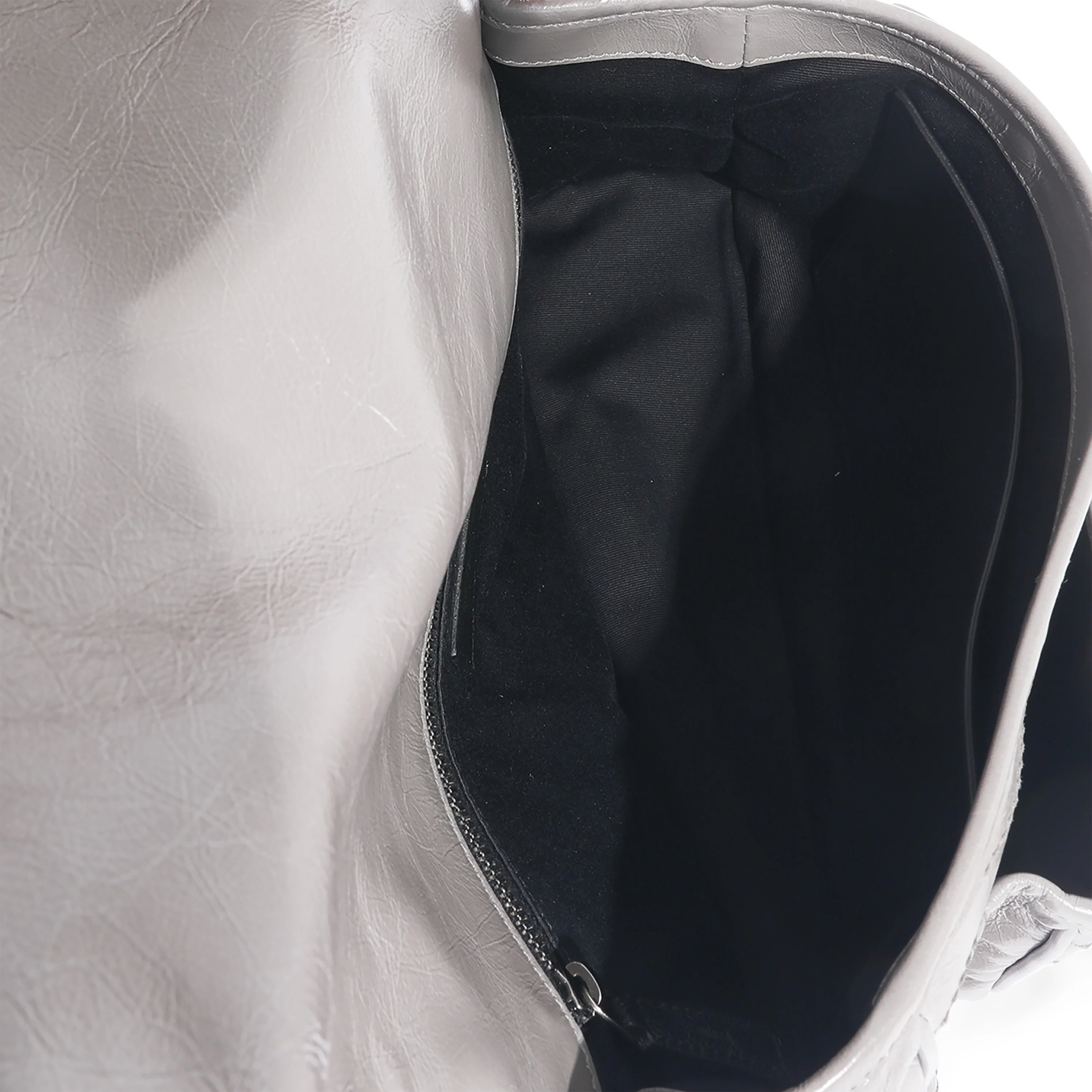 Saint Laurent Grey Leather Medium Niki - Image 8