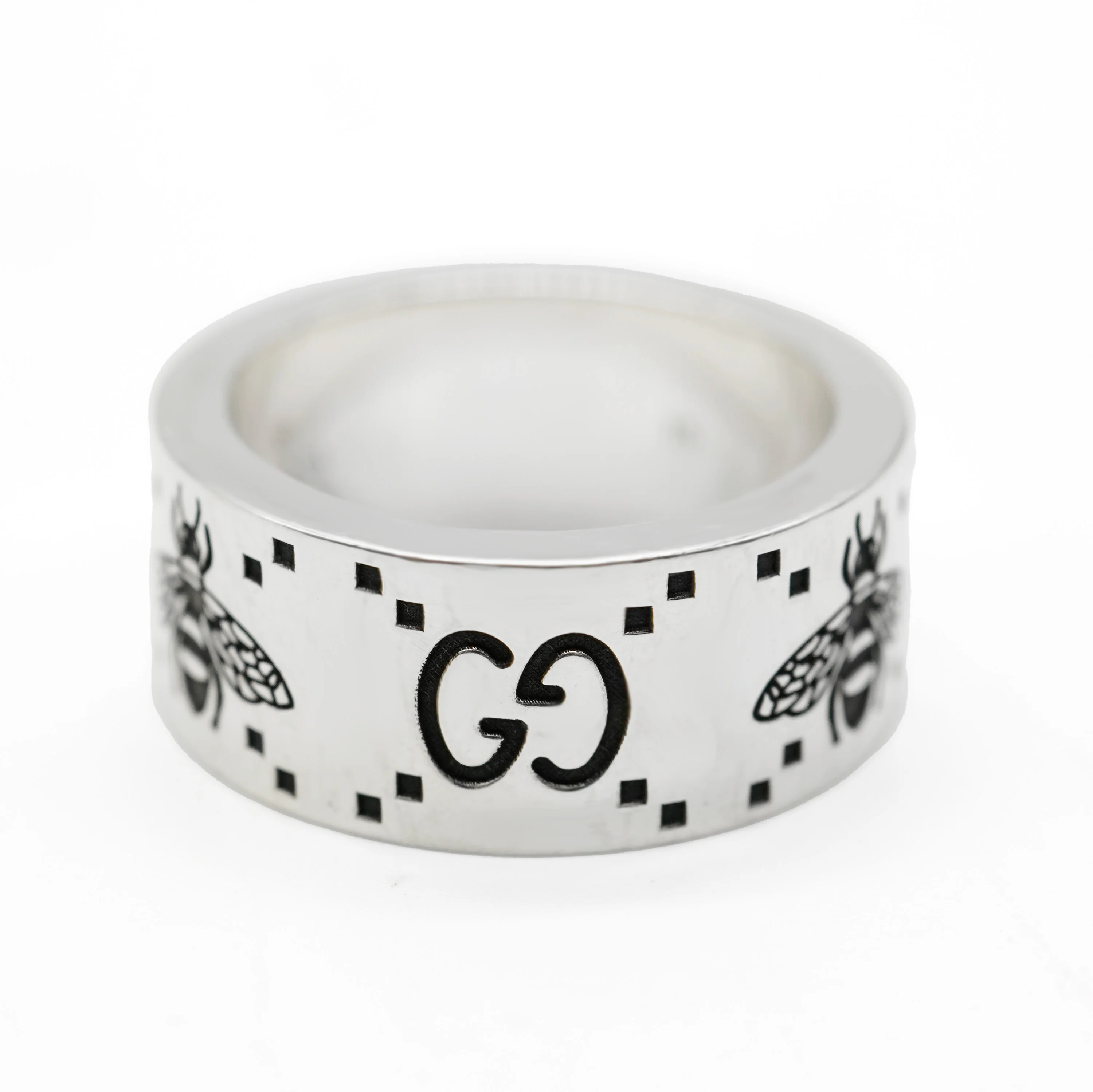 Gucci Inverted GG & Bee Engraved Wide Ring in Sterling Silver - Image 3