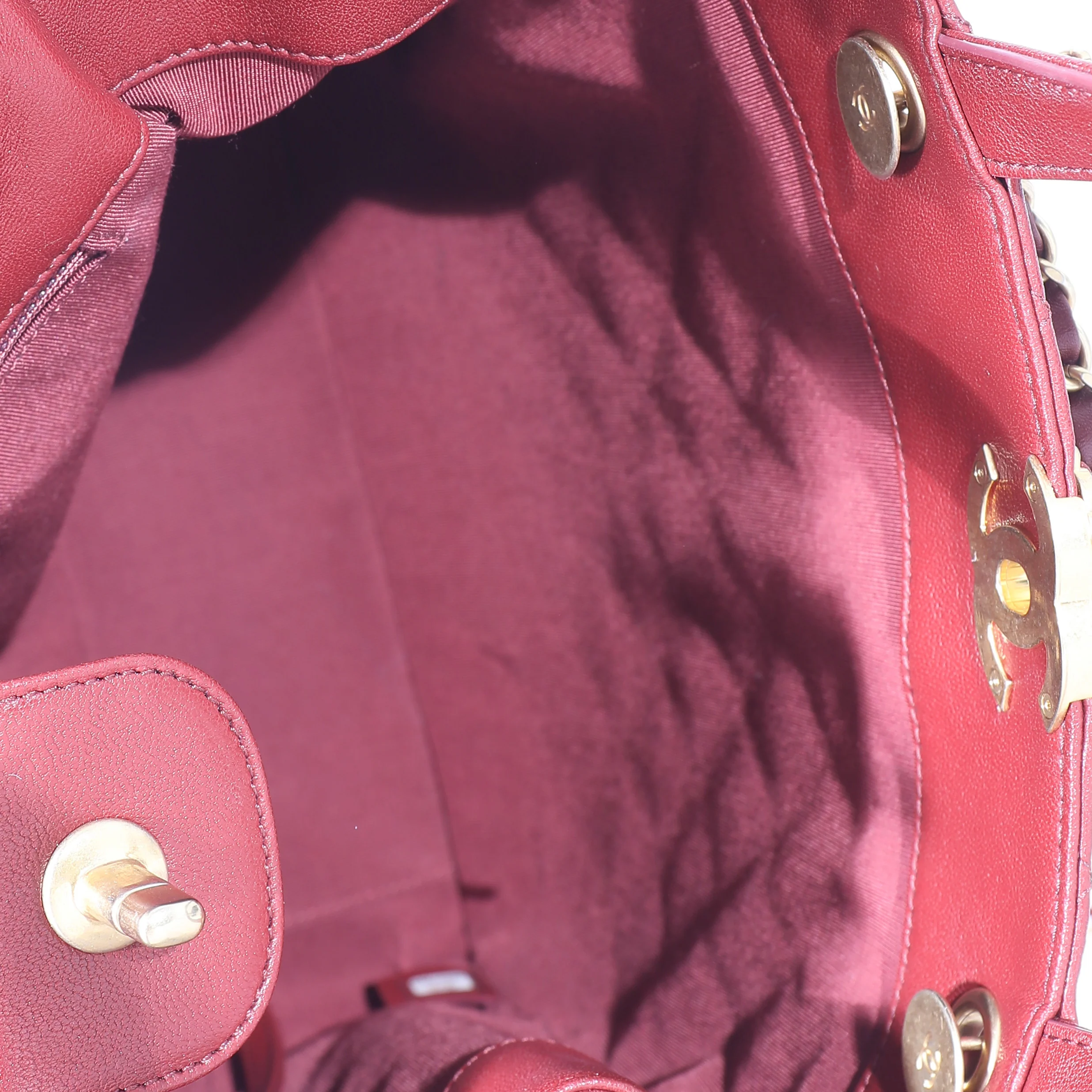 Chanel Burgundy Lambskin Chanel 19 Top Handle Shopper - Image 8