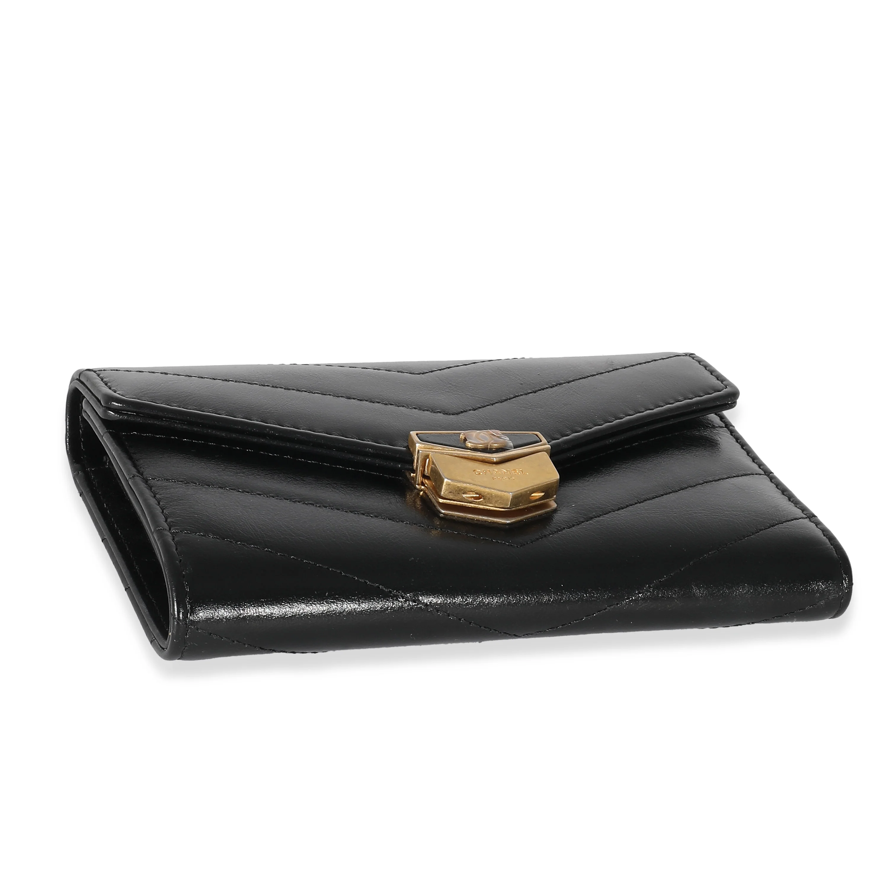Chanel 18A Black Chevron Calfskin Small Medal Wallet - Image 3