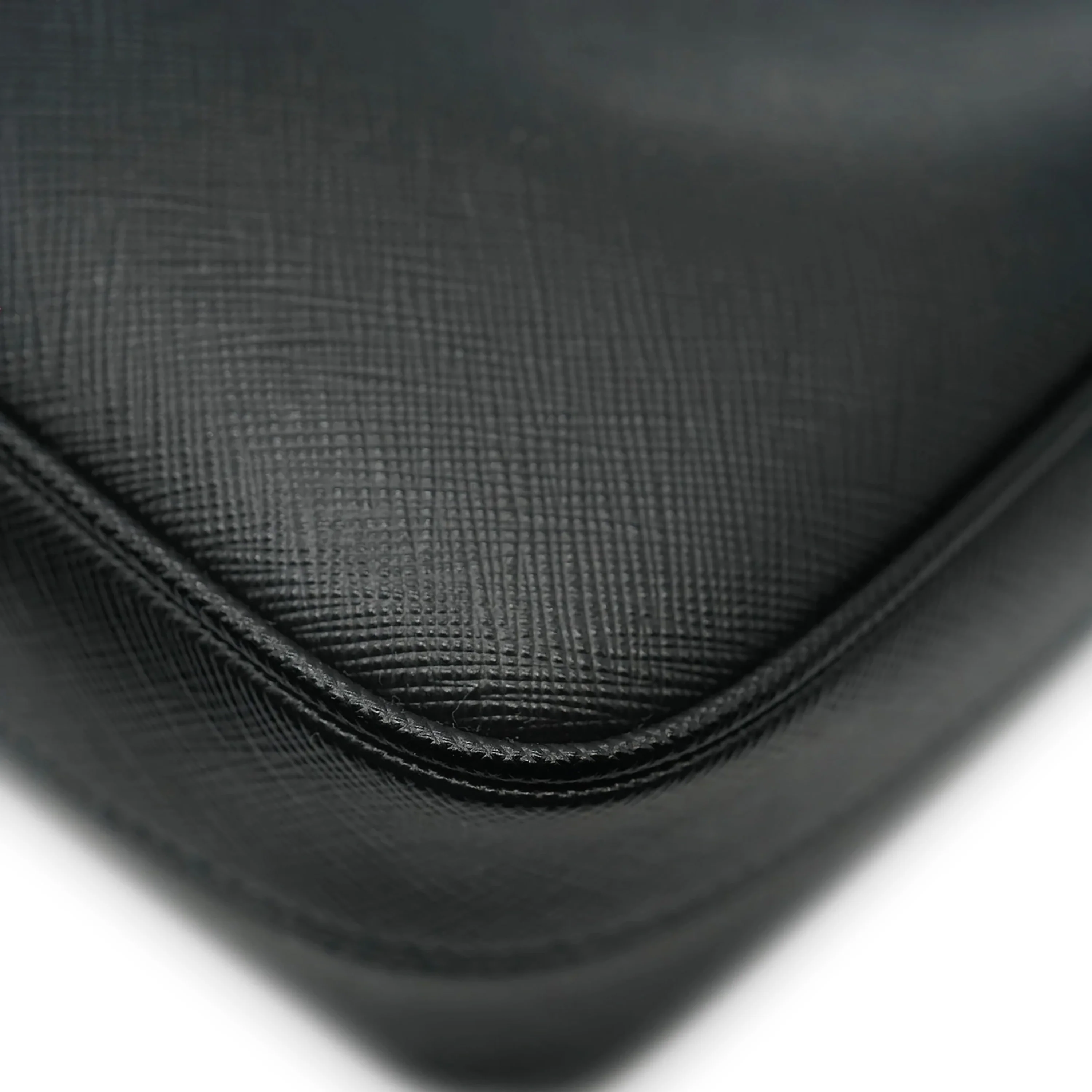 Prada Black Saffiano Re-Edition 2005 Bag - Image 7