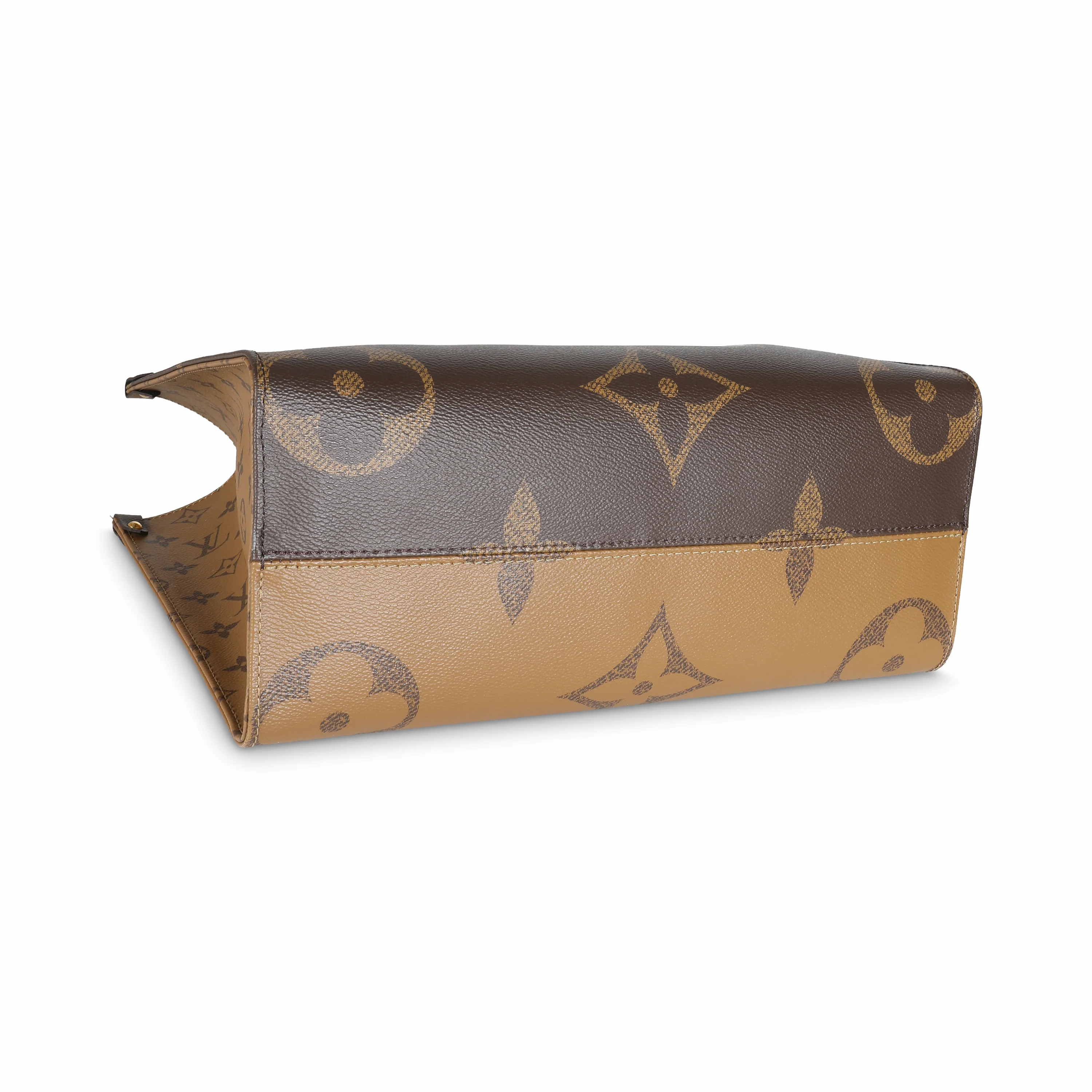 Reverse Monogram Canvas Onthego MM - Image 7