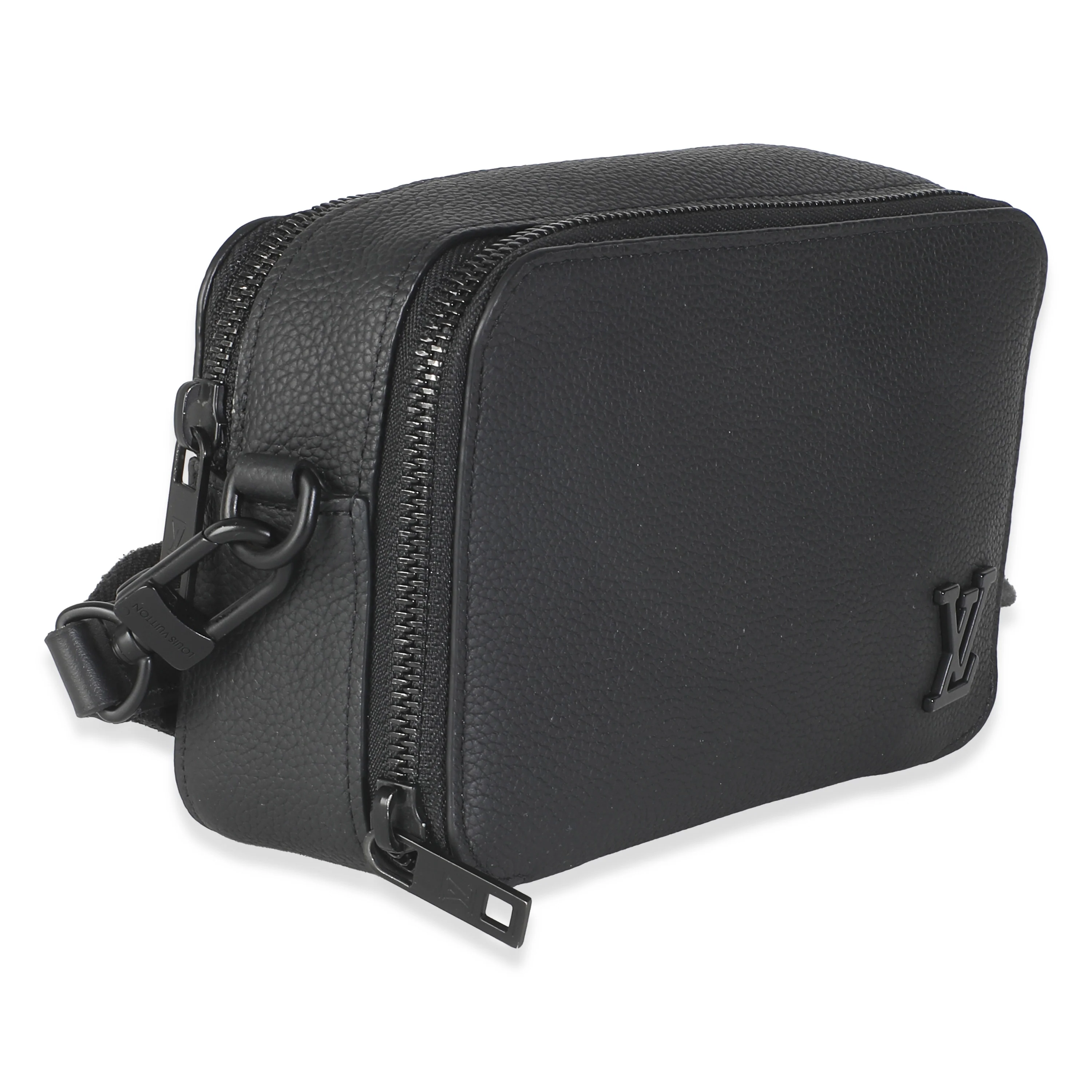 Black Taurillon Alpha Wearable Wallet - Image 3