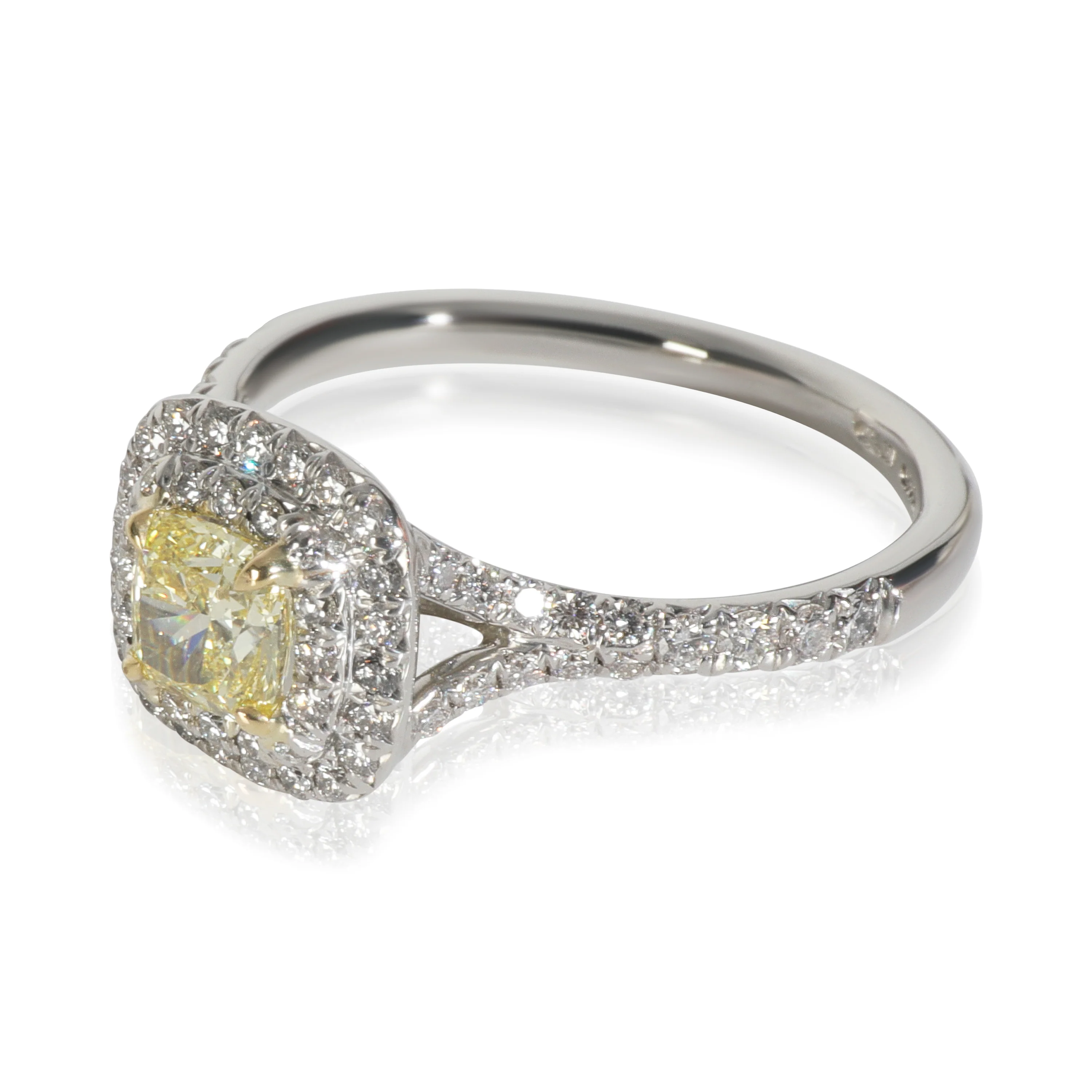 0.6 ct Cushion Modified Diamond Soleste Engagement Ring - Image 2