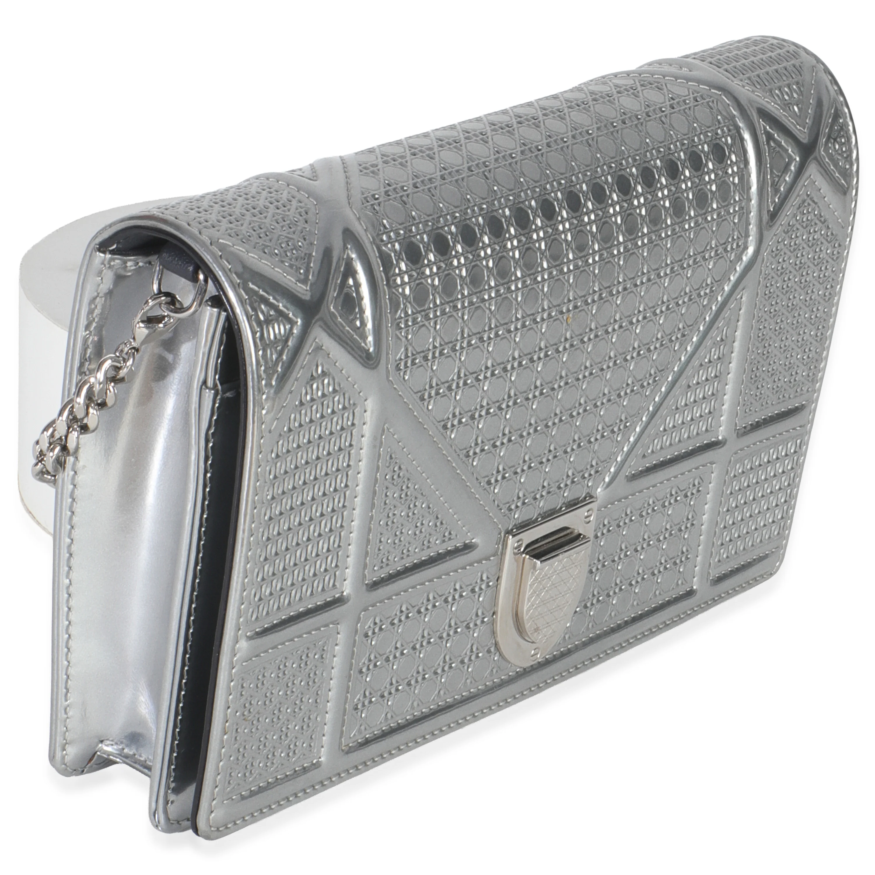 Silver Microcannage Calfskin Diorama Wallet On Chain - Image 3