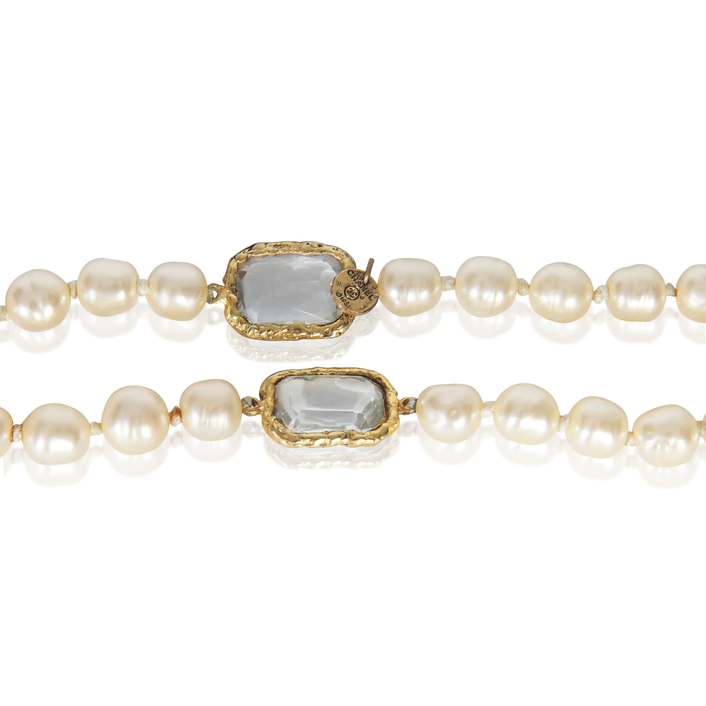 Gold-Plated Vintage 1981 Baroque Faux Pearl & Gripoix Necklace - Image 2