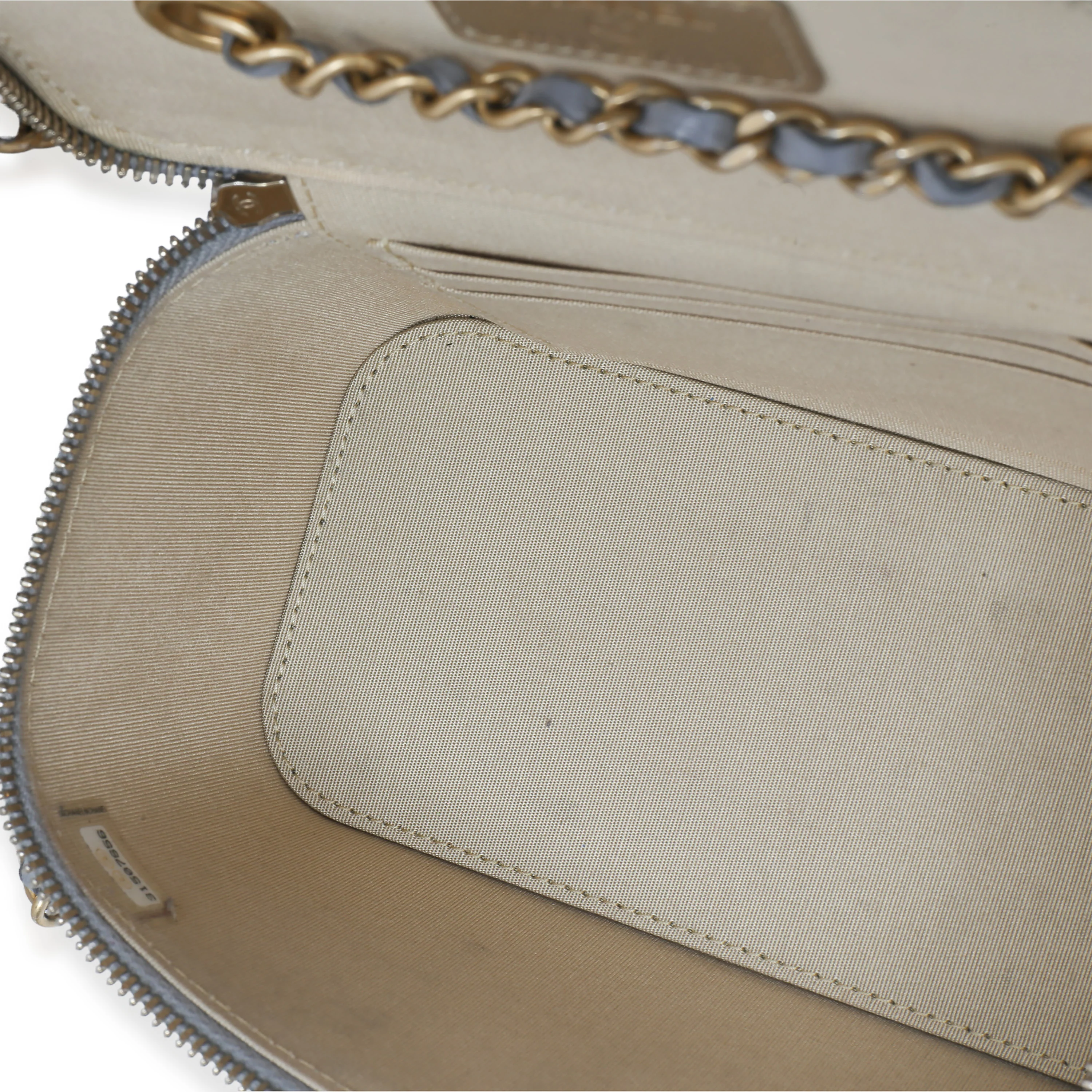 Grey Quilted Lambskin Small Pearl Crush Vanity Case - Image 9