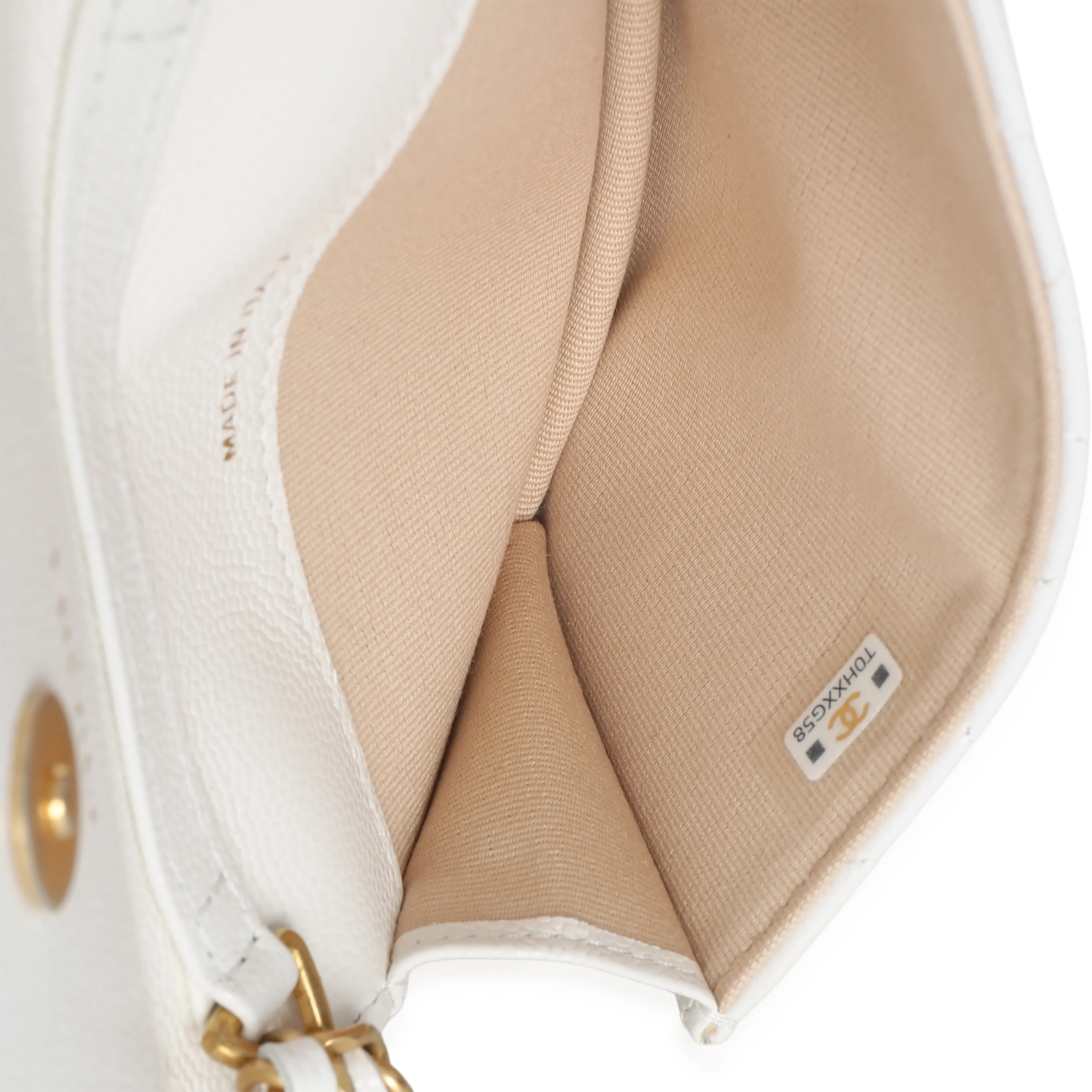White Quilted Caviar Twist Your Buttons Coin Purse With Chain - Image 9