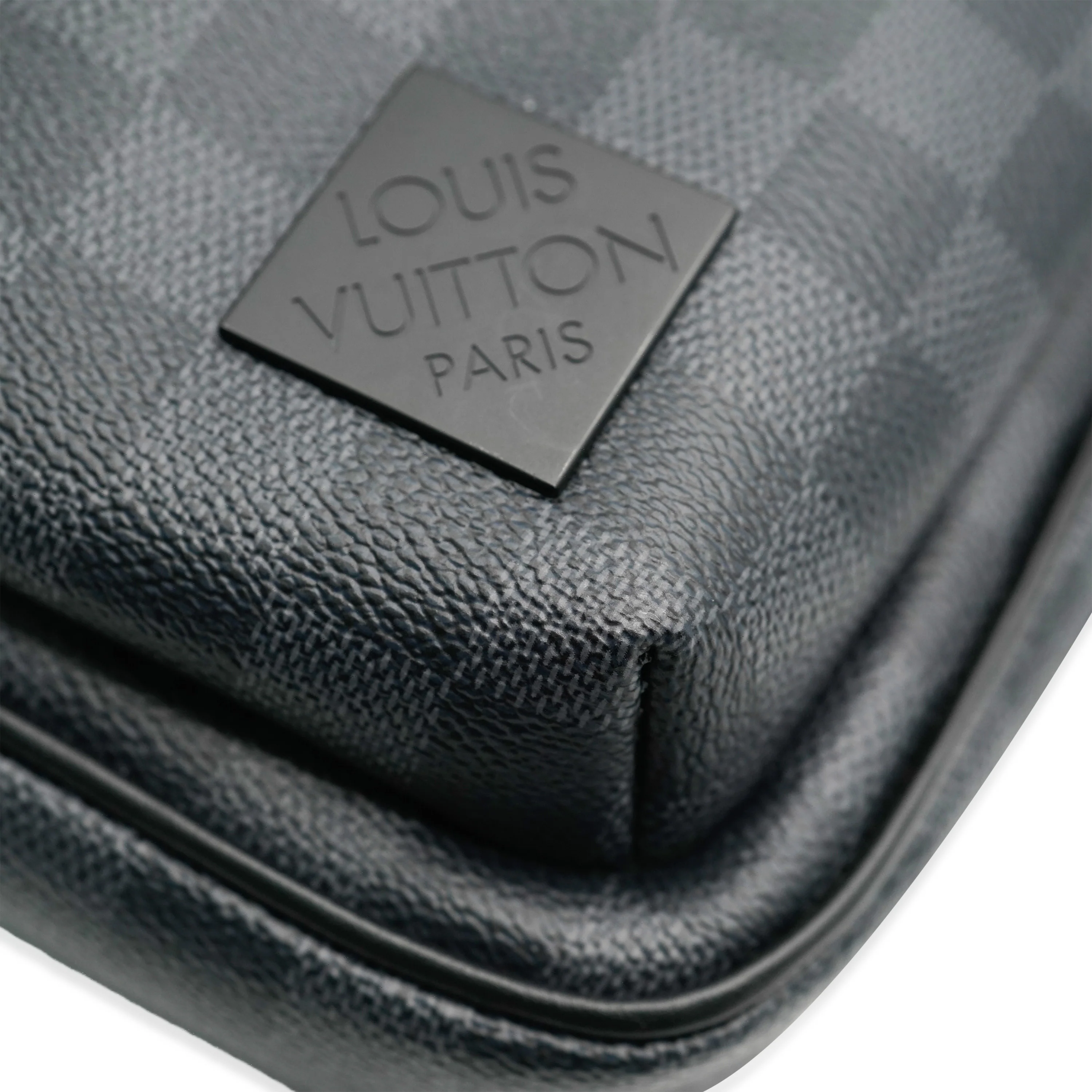 Louis Vuitton Damier Graphite Canvas Avenue Slingbag - Image 5