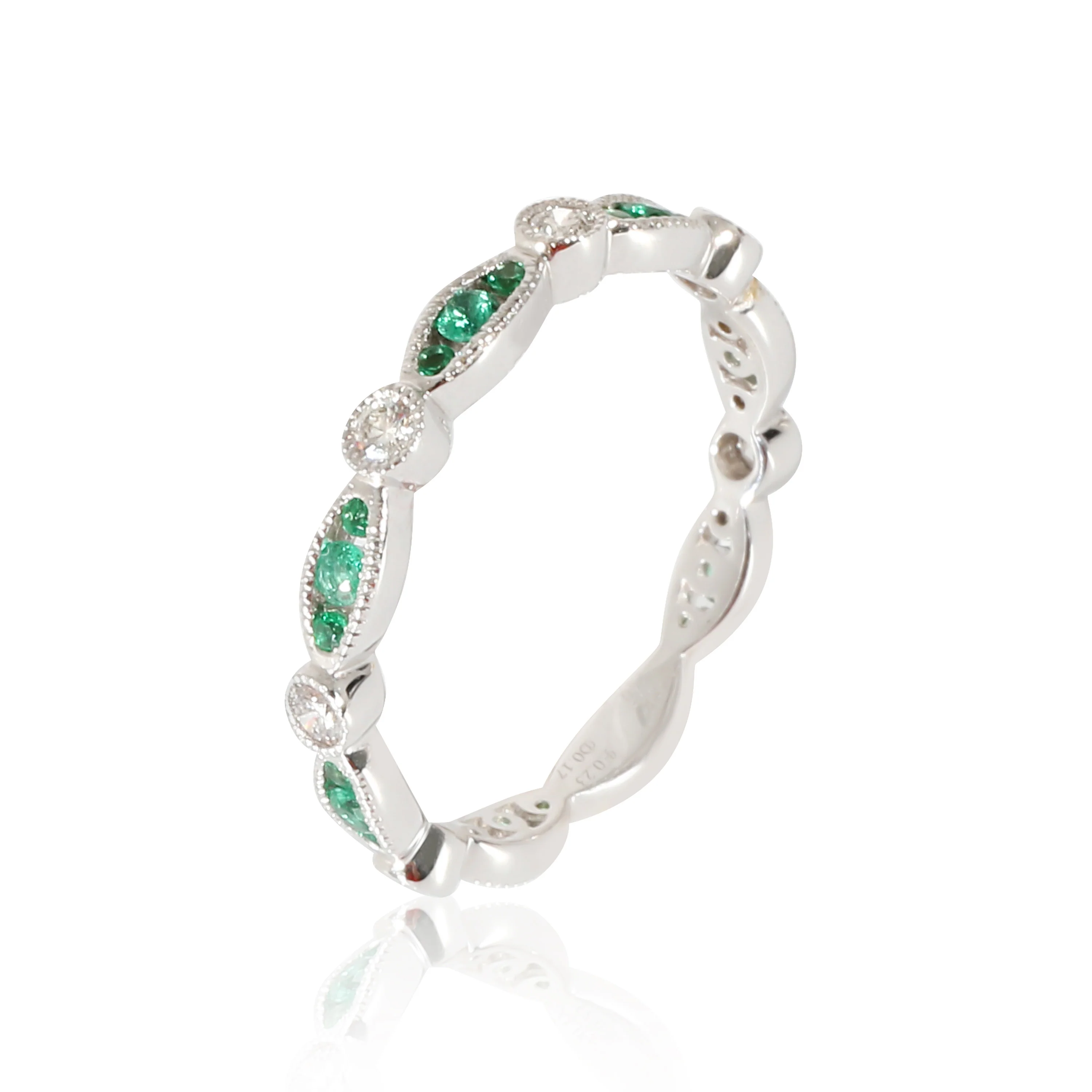 18K White Gold Diamond & Emerald Band, .19 Ctw. - Image 4
