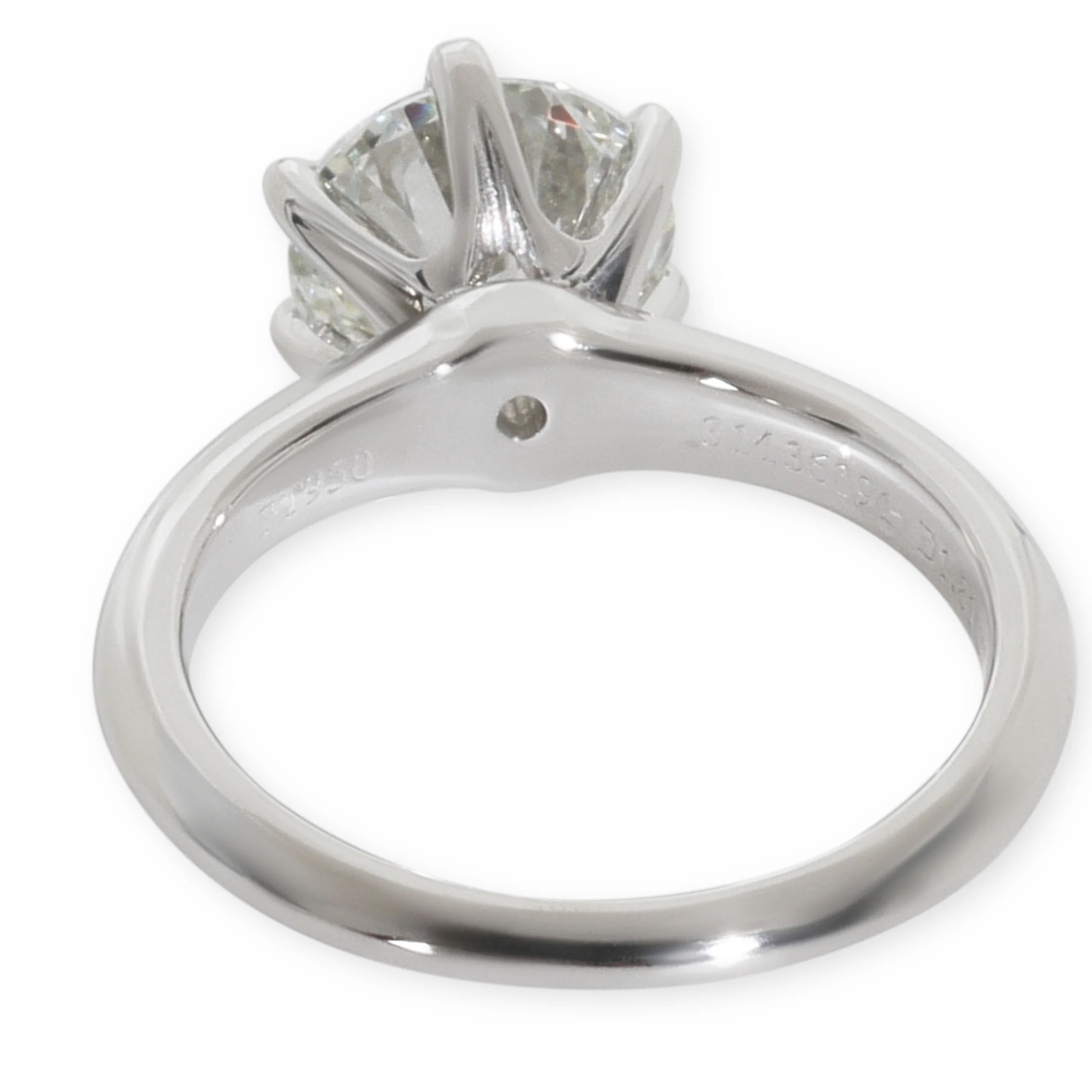 1.81 ct Round Brilliant Diamond Solitaire Engagement Ring - Image 3